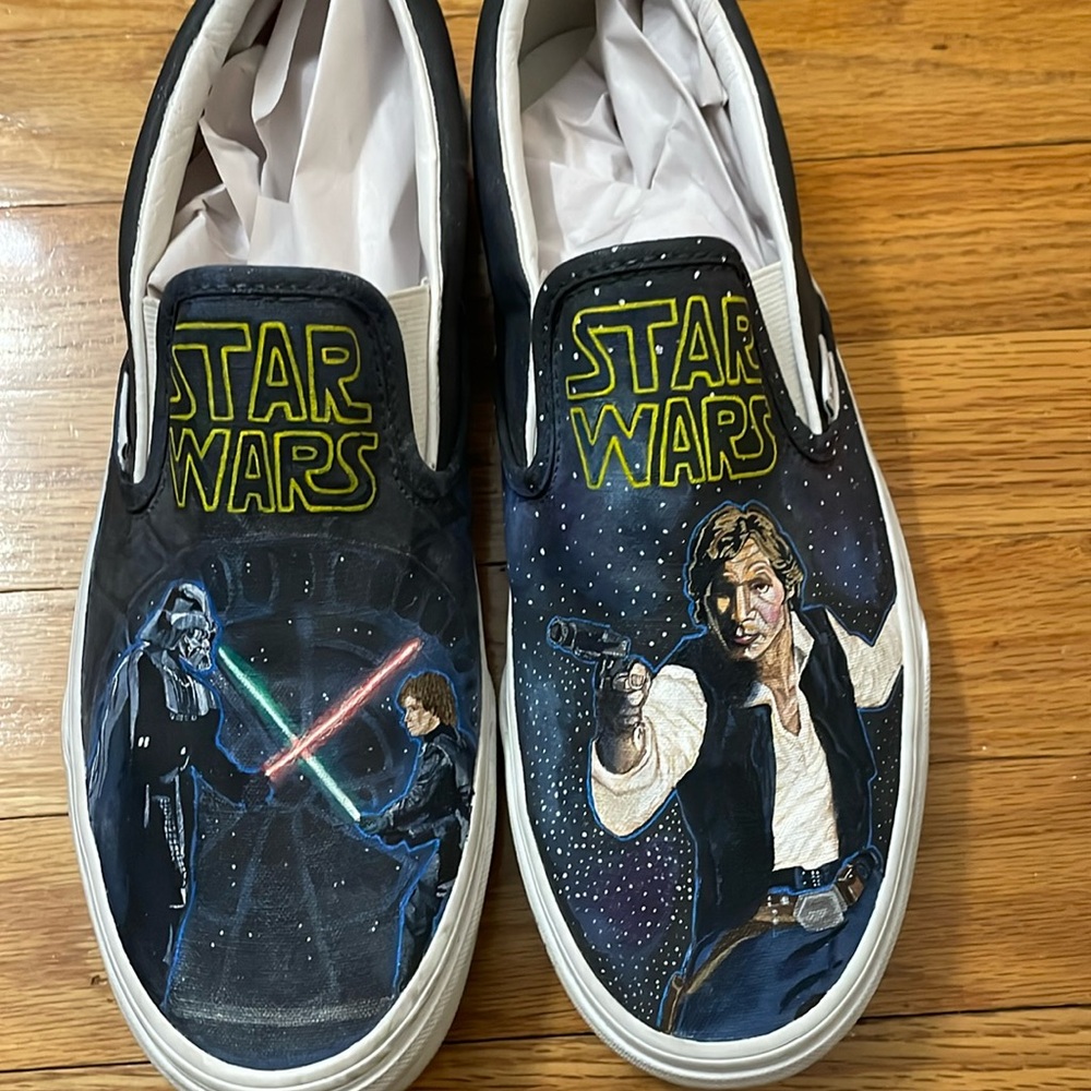 *RARE* Vans Star Wars  Slip On Vans, Size  men 9 women 10.5 ‎ custom painted